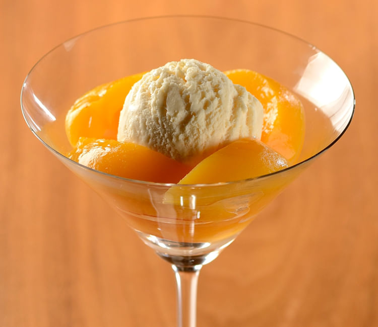 pessego-com-sorvete-de-creme